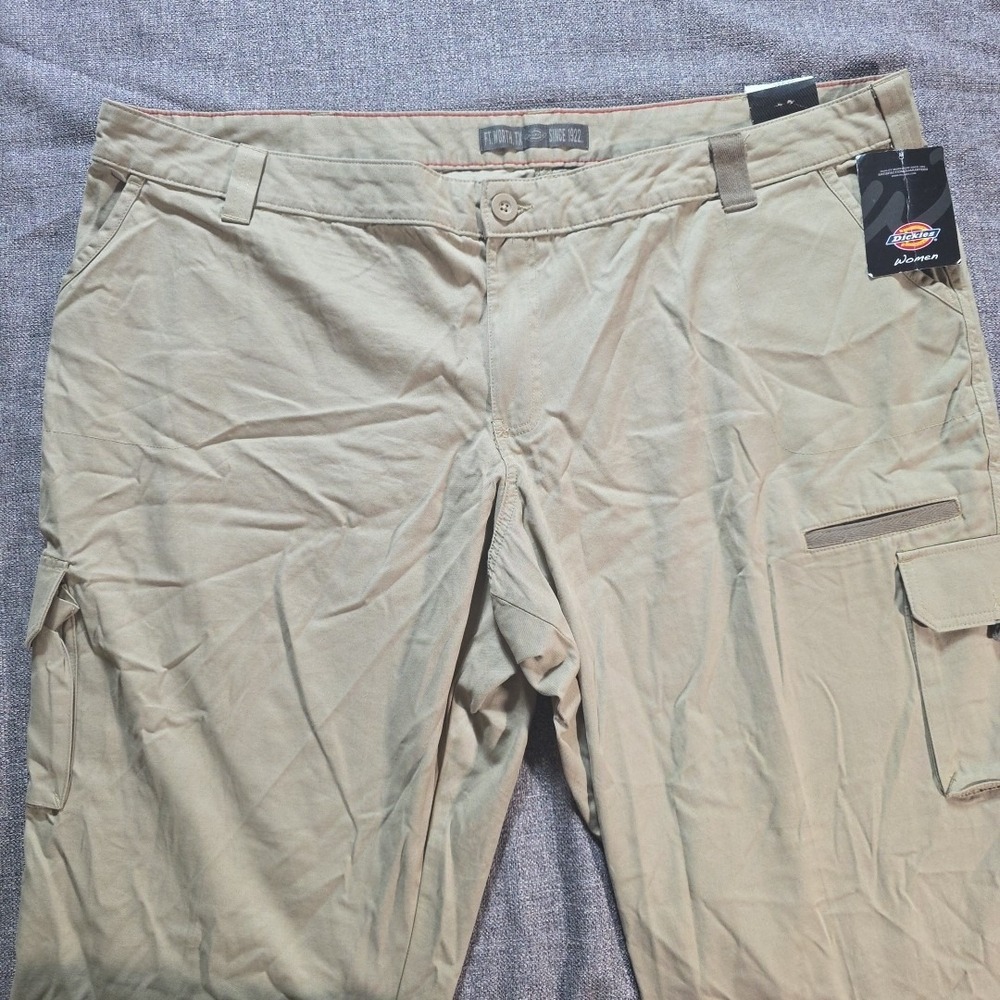 Dickies Pants Women's 24 W Cargo Relaxed Straight Leg Work FPW777RDS Beige